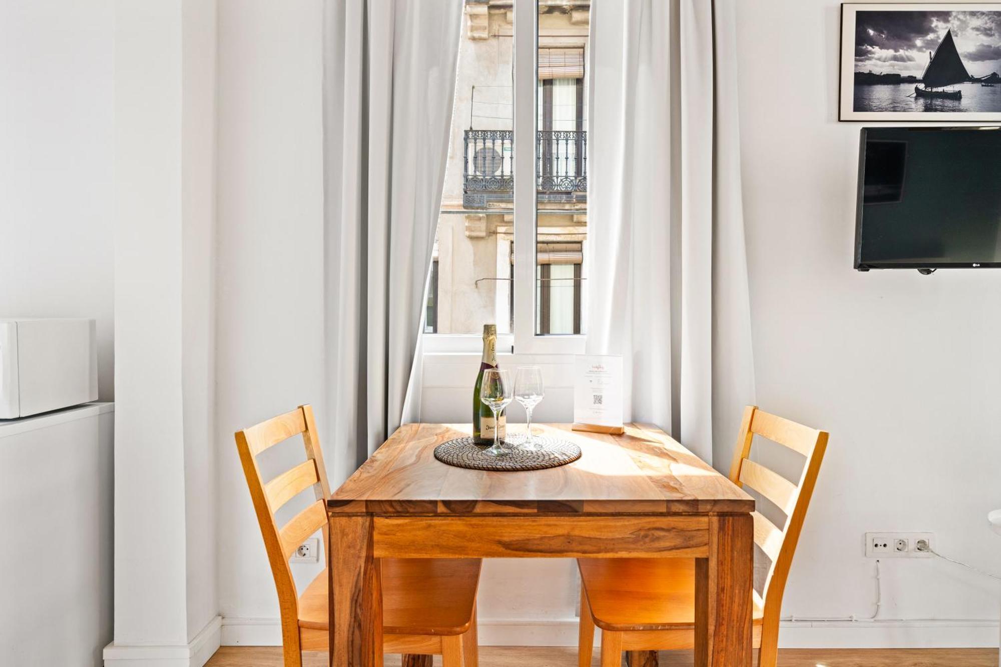 Apartamento 22 *